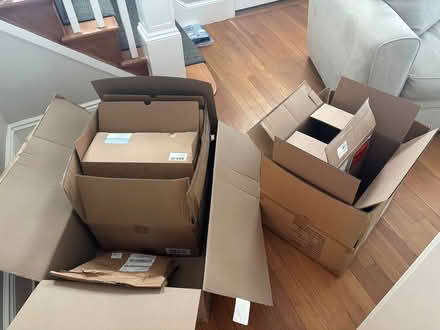 Photo of free boxes in newton Highlands (Newton, Highlands) #1