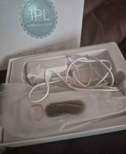 Photo of free IPL hair removal device (Edinburgh EH12) #2