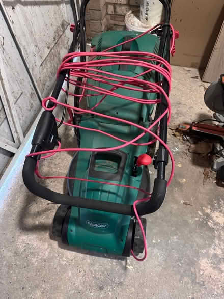 Photo of free Qualcast electric lawnmower (Horringer rd IP33) #2