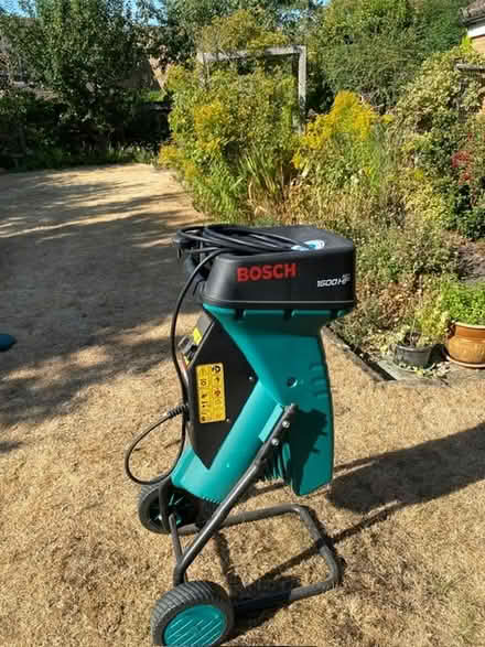 Photo of free Bosch garden shredder (SG4 Hitchin) #1