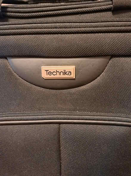 Photo of free Laptop bag (Little Lever BL3) #2