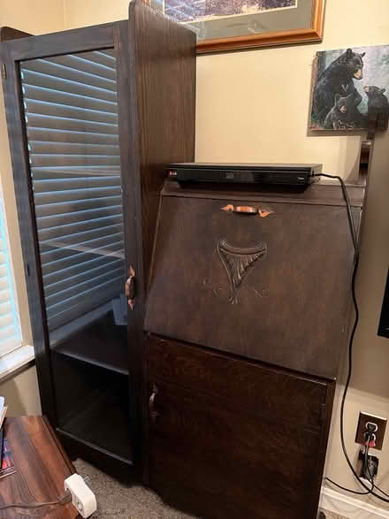 Photo of free furniture ext (Valley Station Ky) #2