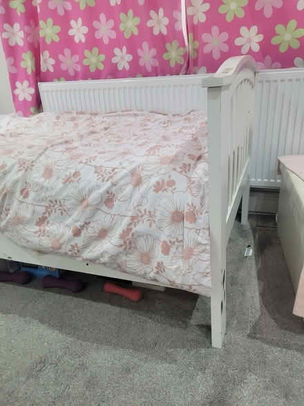 Photo of free Angle bed (Hangerlane W5) #2