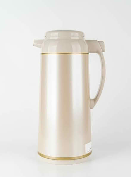 Photo of 1 litre thermos flask (Cheadle Heath SK3) #1