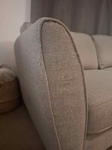 Photo of free 2 and 3 seater sofa (Bletchley MK3) #4