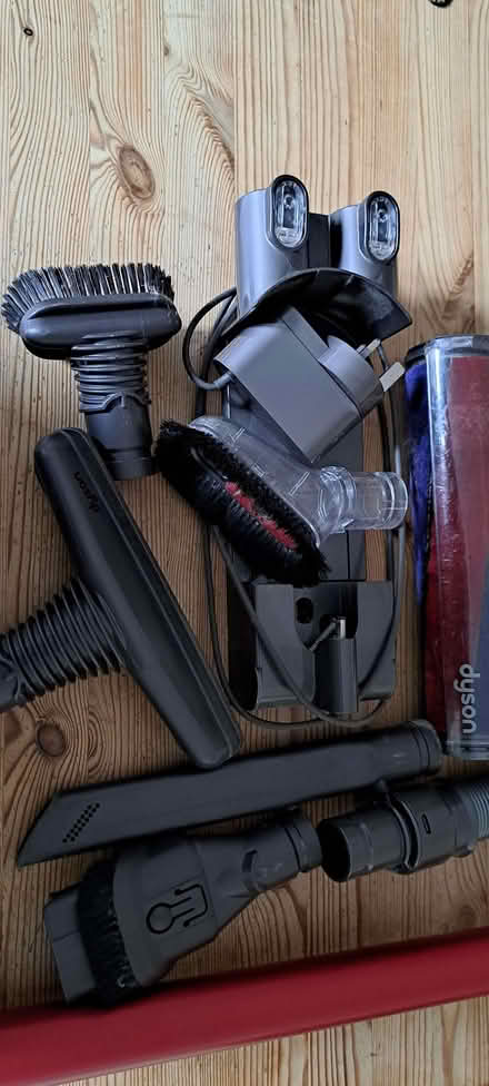 Photo of free Dyson cordless vacuum cleaner (Presteigne LD8) #1