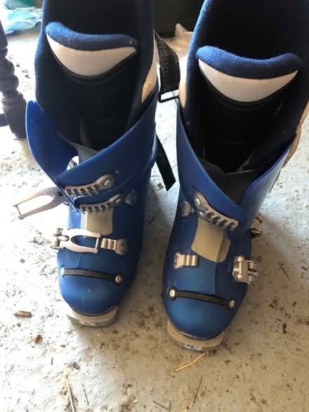 Photo of free Ski boots (RH14) #2