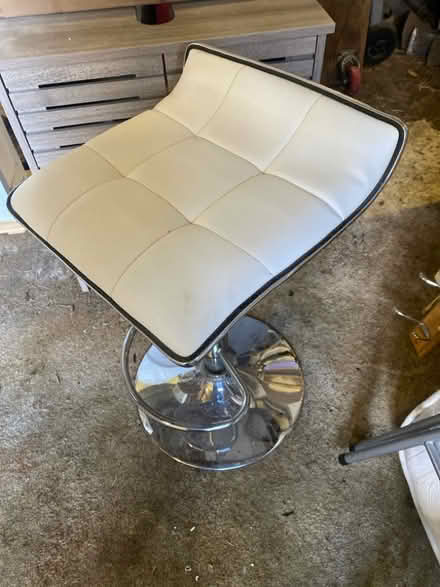 Photo of free Adjustable Cream Round Table & 4 Stools (Thornton BD14) #2