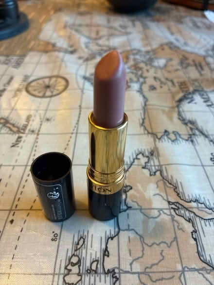 Photo of free Max Factor Foundation & Revlon Lipstick (Thatcham RG19) #1