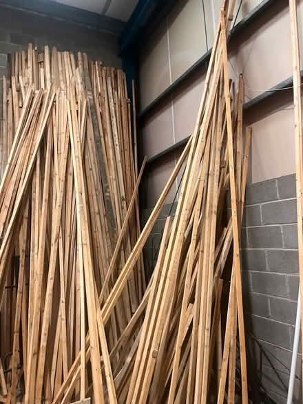 Photo of free long 2 x 2 battons large quantity (Straiton EH20) #3