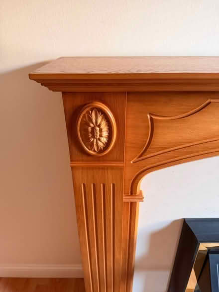 Photo of free Electric fireplace and surround (Anniesland, glasgow, G12) #4