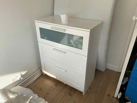Photo of free Chest of drawers (West Molesey (KT8)) #1