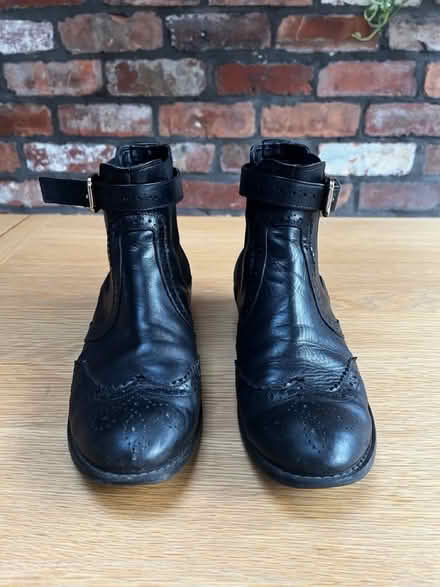 Photo of free Gabor Chelsea Boots (Higher Buxton SK17) #2