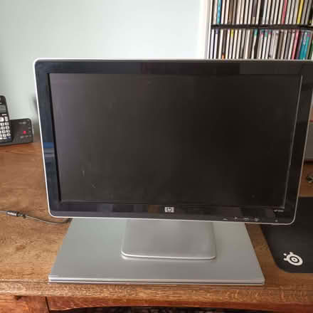 Photo of free HP 2010i Desktop monitor (Marcham OX13) #1