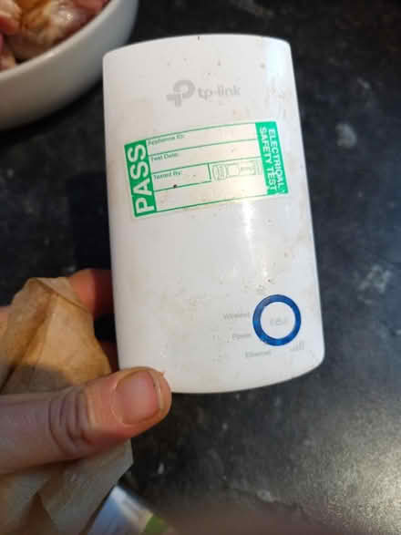 Photo of free Universal WiFi booster (elverson road SE13) #1