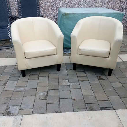 Photo of free 2 tub bucket chairs (Ecton CP NN6) #1