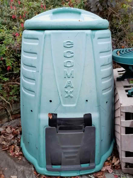 Photo of free Green composter (Newmarket/New Cheveley Rd CB8) #2