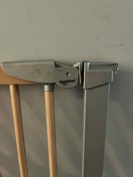 Photo of free Used baby gate (Clapham South) #3