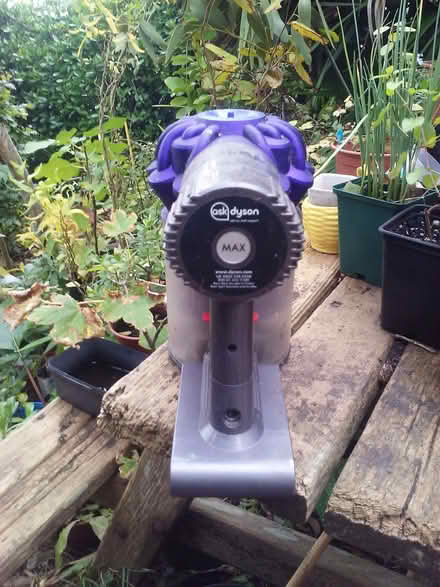Photo of free Dyson Car+Boat handheld vacuum cleaner (Phillack TR27) #2