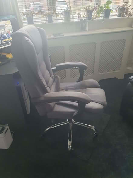 Photo of free pc chair desk chair (Charminster BH8) #2