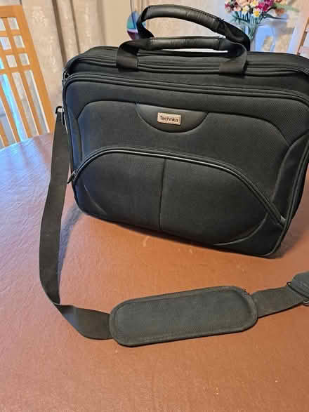 Photo of free Laptop bag (Little Lever BL3) #1