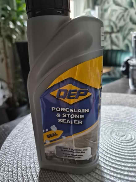 Photo of free porcelain tile sealer (Aldershot GU12) #1