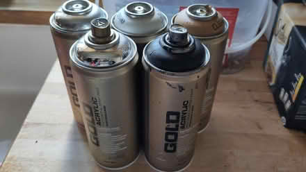 Photo of free 5 canisters of spray paint (Claverton BA2) #1