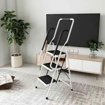 Photo of Two stepper stool (Fremont) #1