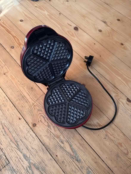 Photo of free Waffle maker (Cambridge Heath E9) #2