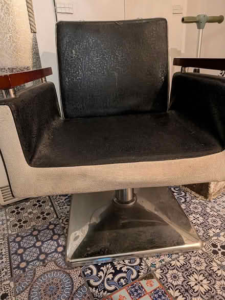 Photo of free Used chair (Bow - Roman Road) #2