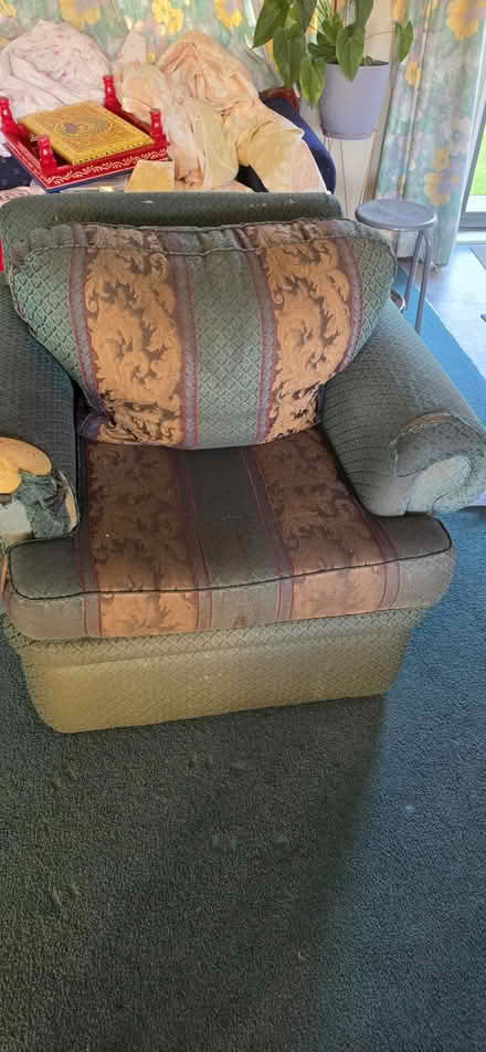 Photo of free Sofa (Opawa) #3