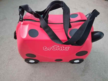 Photo of free Ladybird trunki (Stonesfield OX29) #1
