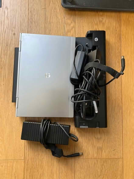 Photo of free old HP laptop (Willen Park MK15) #1