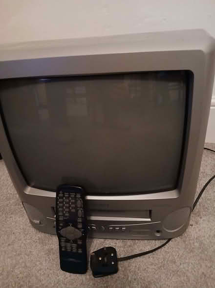 Photo of free Video player/tv combo (Kirby Bedon NR14) #1