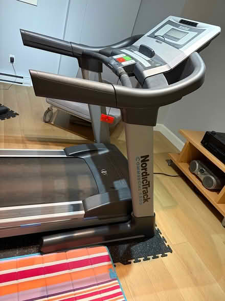 Photo of free Treadmill (Ville St Laurent) #2