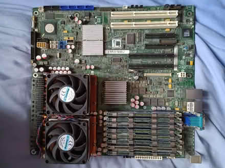 Photo of free S5000PSL Motherboard with CPUs, 32GB DDR2 FBDIMMS (Kippax LS25) #1