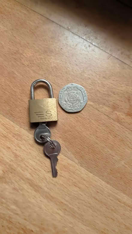 Photo of free Padlock (St Albans AL3) #1