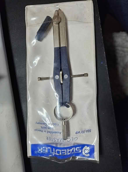 Photo of free drafting tool (Near Vassar College) #1