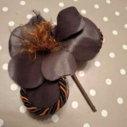 Photo of free 18 autumn faux flower sprays (CB4 3) #4