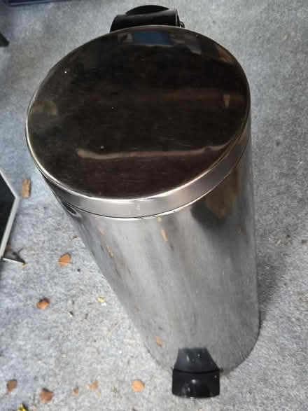 Photo of free Brabrantia pedal bin (Caversham Heights RG4) #1