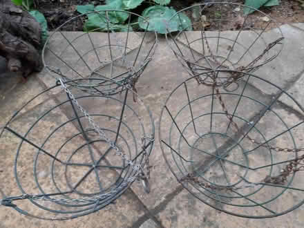Photo of free Metal hanging baskets (Newmarket/New Cheveley Rd CB8) #1