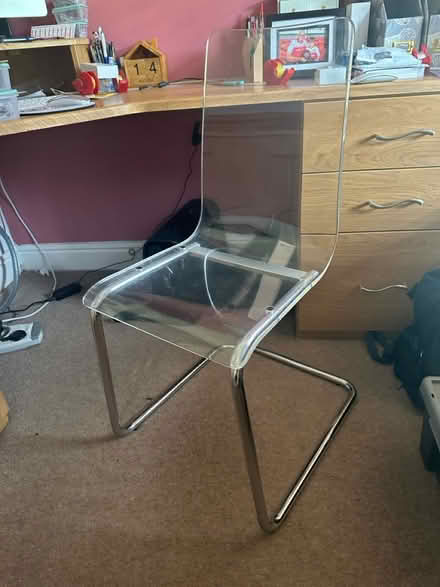 Photo of free Plastic modern chair (darwen BB3) #1