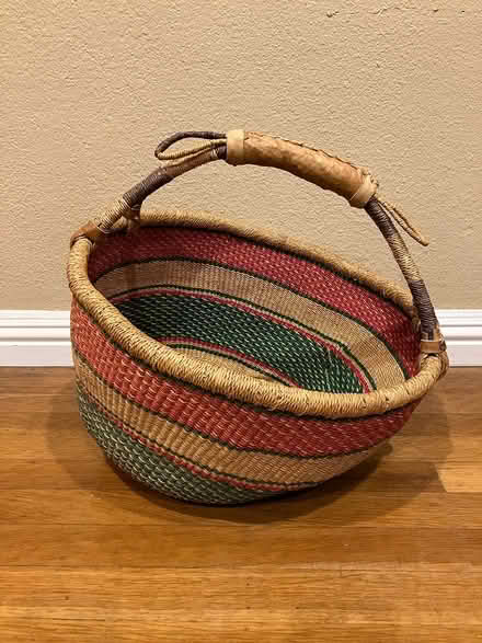 Photo of free Basket (Palo Alto) #2