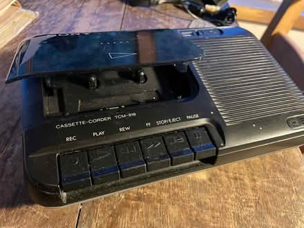 Photo of free Sony portable cassette player (Fairfield LA1) #3