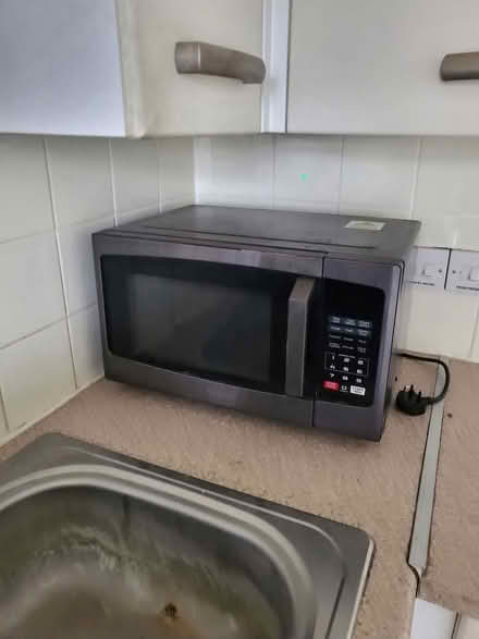 Photo of free Microwave (Addiscombe CR0) #2