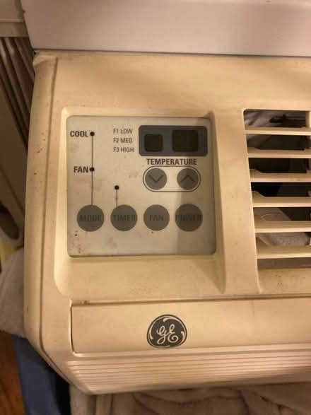 Photo of free Window AC (Winsted) #2