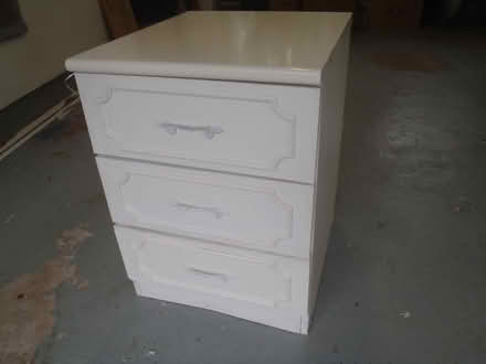 Photo of free Bedside Cabinets (Bromsgrove B61) #1