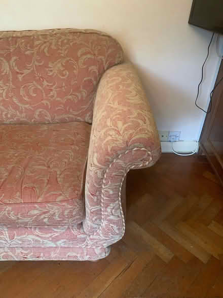 Photo of free Sofa (Dawes Green RH2 8 NP) #3