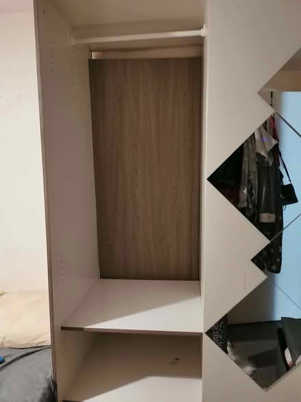 Photo of free Sliding Doors wardrobe (Bracknell) #3