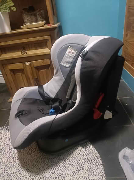 Photo of free Forward facing child car seat (Easton BS5) #2